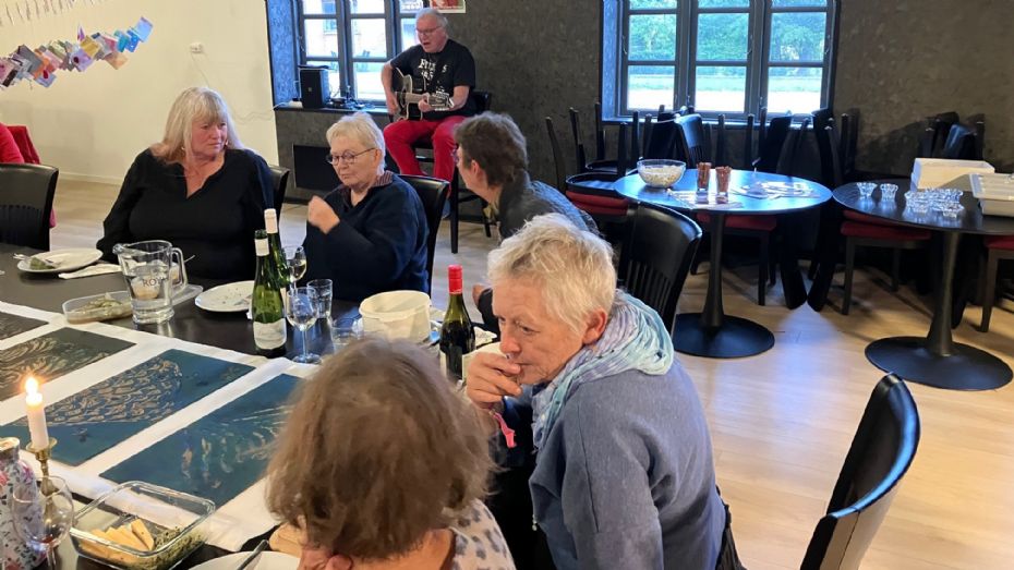 Nyt liv i det gamle forsamlingshus i Olsker