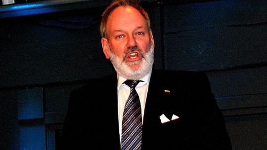Niels J�rgen Riis l�ser H.C. Andersen p� bornholmsk