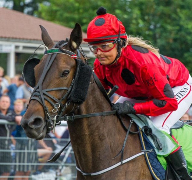 Det blev til seks f�rstepladser i kompagni med Kristina Hansen. Arkivfoto: Torben Ager / Travfoto Bornholm <br>